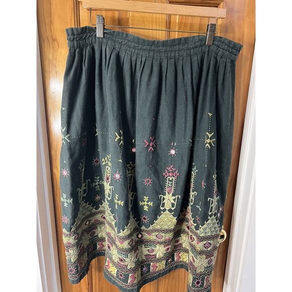 Vintage Indian Embroidered MIDI Skirt Green Fairy Celestial Mirrored Art To Wear - Picture 5 of 8